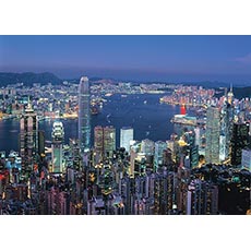 화려한 불빛이 켜진 홍콩
